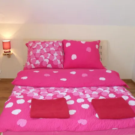 Gosciniec Mazurek Homestay *